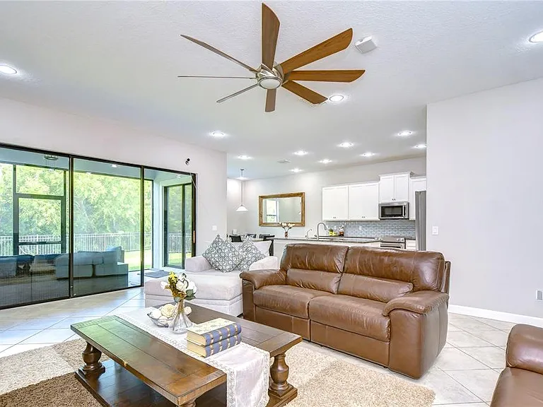 31470 Fairhill Dr — Photo 39