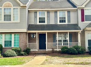 145 Corwin Cir, Hampton, VA 23666