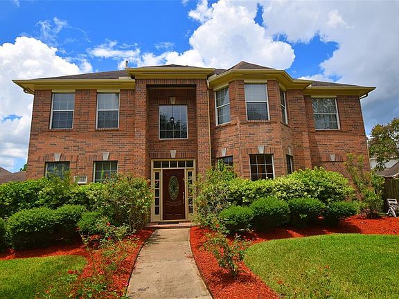 2nd image of 2354 Golden Shores Ln