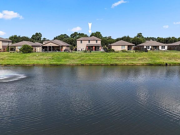 2nd image of 30922 W Lost Creek Blvd