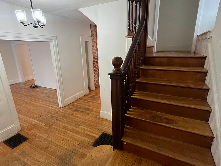 9 Charles St — Photo 35