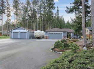 949 Double View Dr, Camano Island, WA 98282