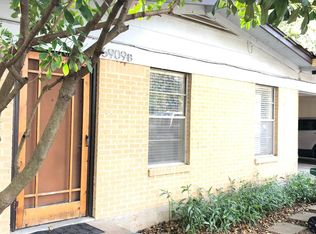 6909 Guadalupe St #B, Austin, TX 78752