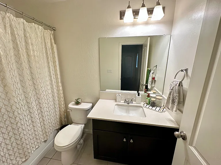 525 Mallard Dr — Photo 11