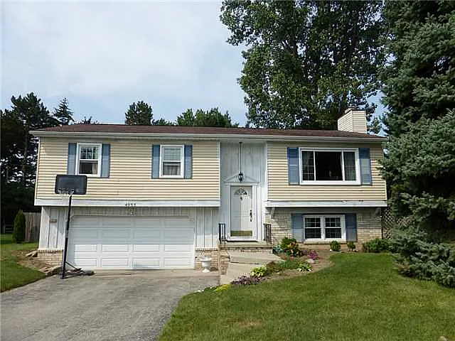 4955 Whiteford Rd photo 1
