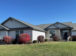 425 Thrush Ct, Sherman, IL 62684
