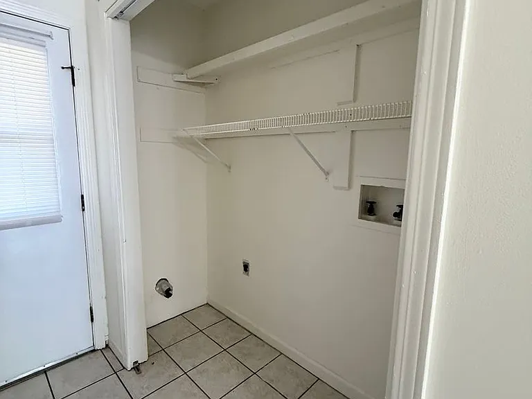 509 Landview Dr #C — Photo 4