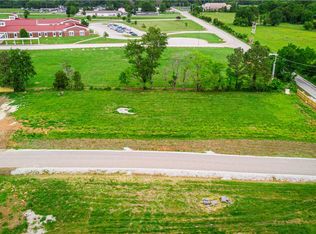 Bryant Pl #15, Springdale, AR 72764