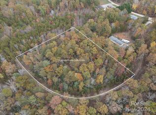 99999 Hill Rd, Marion, NC 28752