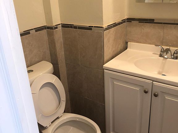 3rd image of 31 Westervelt Pl #1 & 2