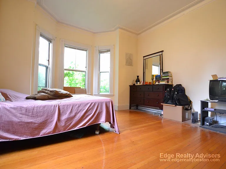 7 Sparhawk St #1 — Photo 6