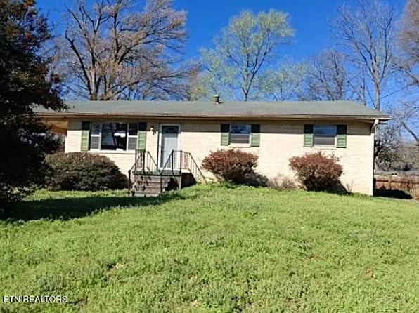 633 Melton Ave, Dyersburg, TN 38024