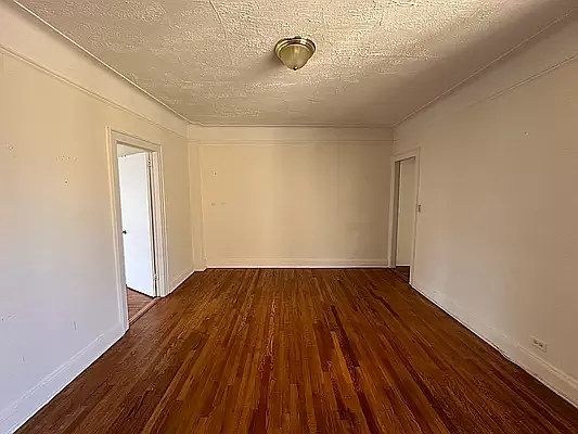 Rented by Voro Purple LLC | media 8