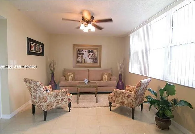 4030 W Palm Aire Dr #505 — Photo 8