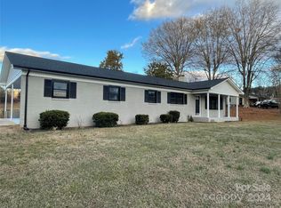 75 Boston Heights Dr, Taylorsville, NC 28681