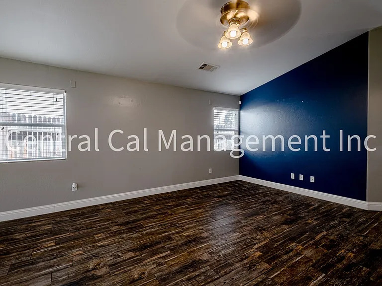 9912 Grand View Summit Dr — Photo 4