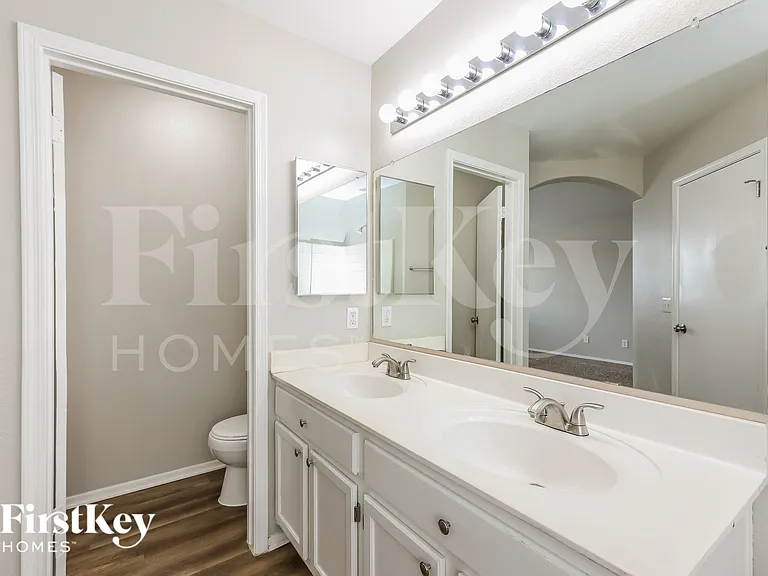 7547 W Comet Ave — Photo 10
