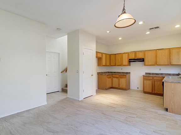4th image of 3528 W Hopi Trl