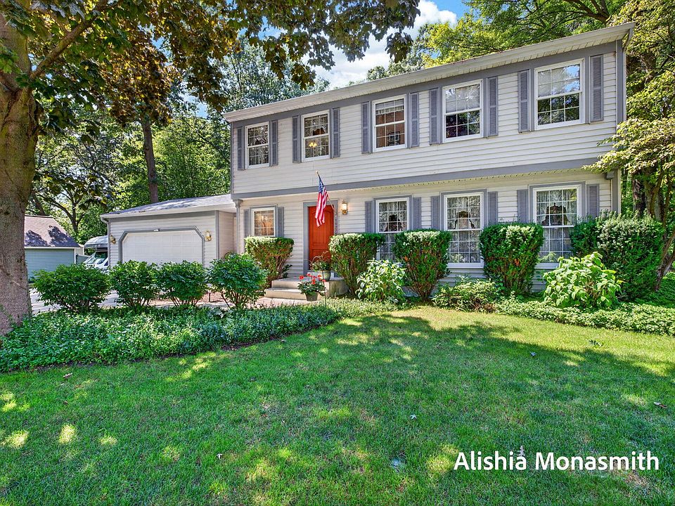 1st image of 16275 Pine Hollow Ave