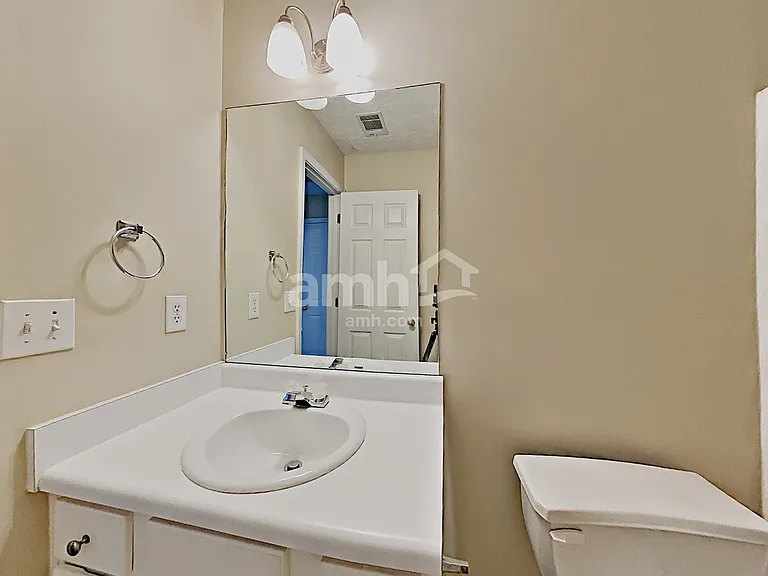 1318 Baylor Dr — Photo 20