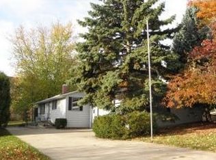 144 Beaupre St, Green Bay, WI 54301