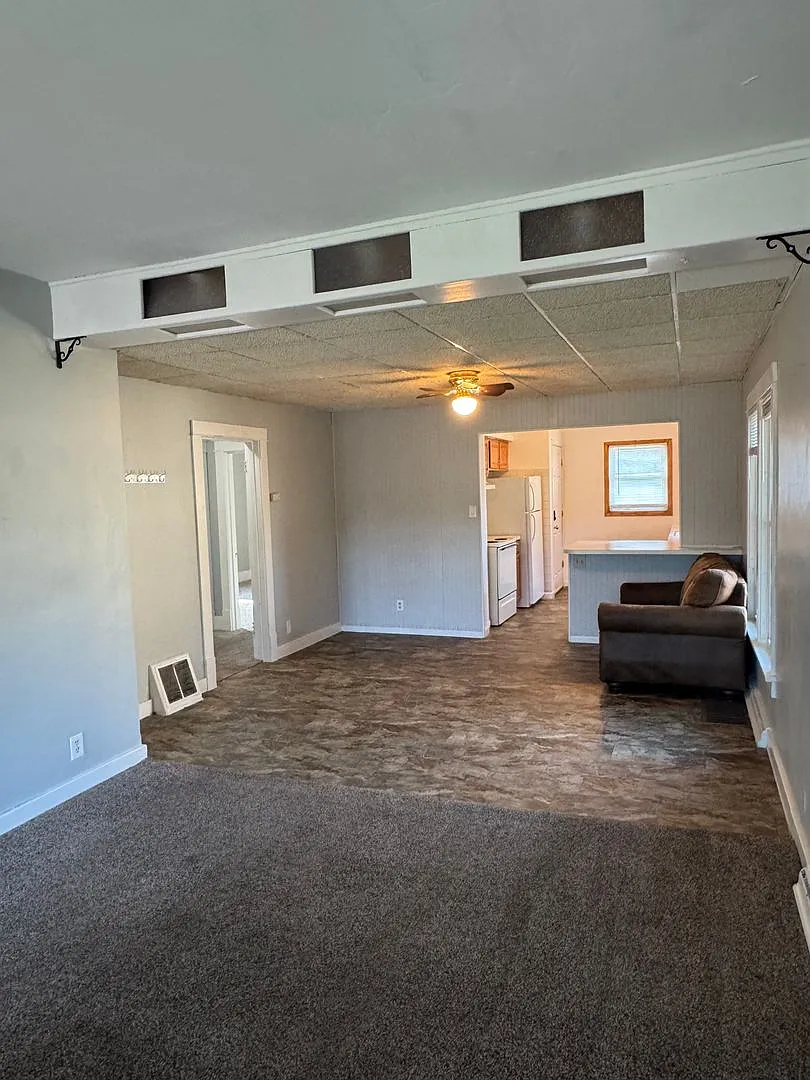 1231 W. College Avenue — Photo 2