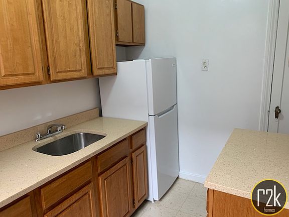 3rd image of 34-50 29th St #5A