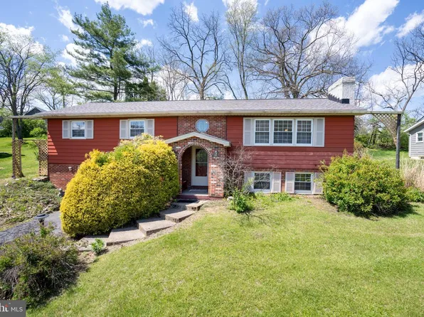 2191 Mountainview Ave, State College, PA 16801