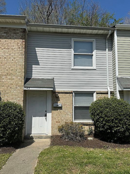 1st image of 1542 Darren Cir