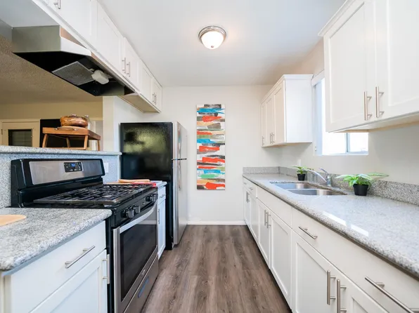 2285 Chestnut Ave APT 3, Long Beach, CA 90806