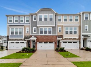 2703 Hunter Woods Dr #557, Apex, NC 27502