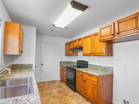 5th image of 3413 Landau Ln
