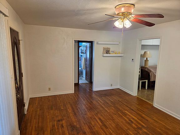 5th image of 1221 Ann St