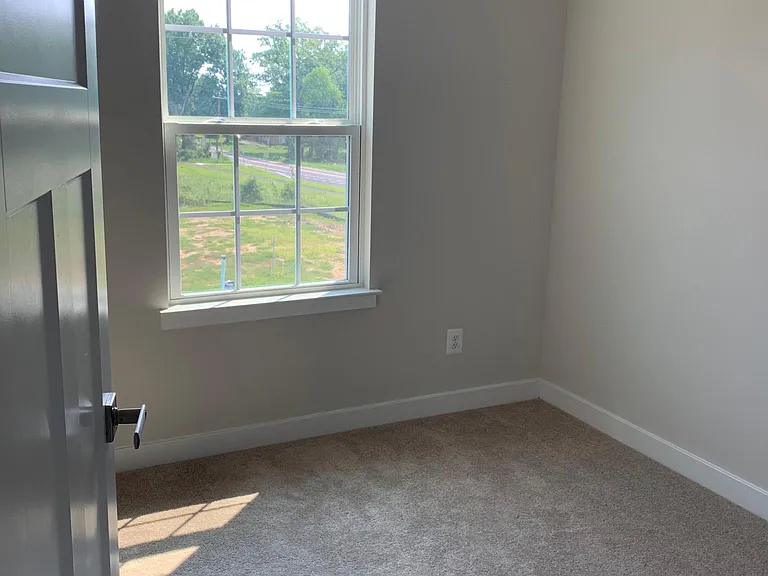 1909 Spearfish Ct — Photo 10