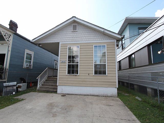 1st image of 2852 Dryades St