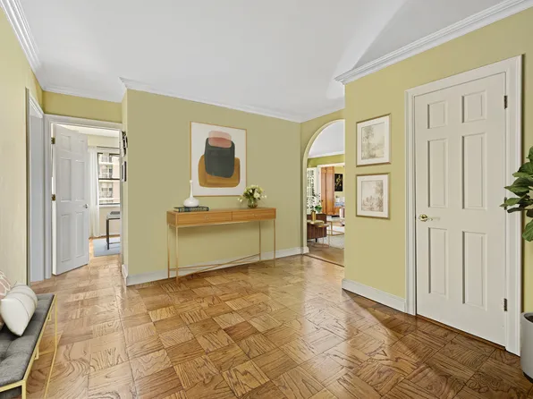 345 East 80th Street image 1 of 13