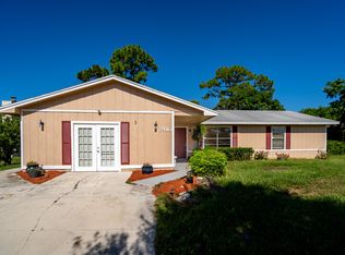 2410 SW Summit St, Port Saint Lucie, FL 34984