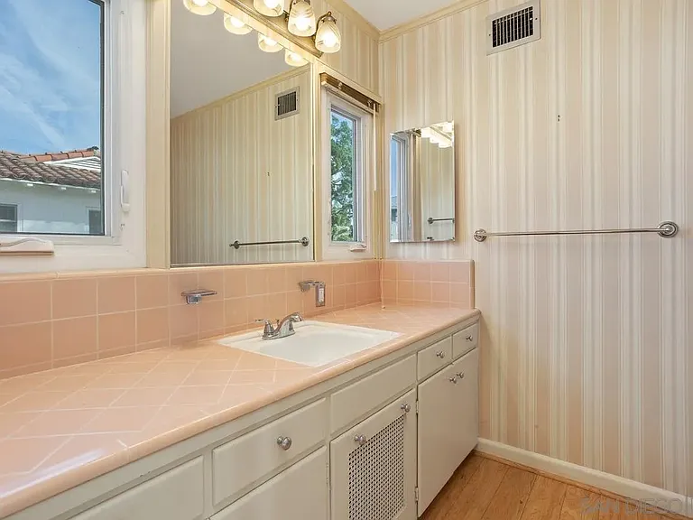 Primary Bath/Spa