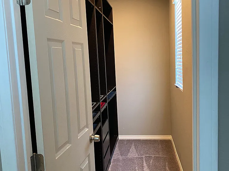 14709 Marist Ln — Photo 12