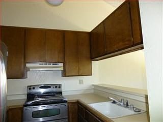 1st image of 437 Coyote Creek Cir