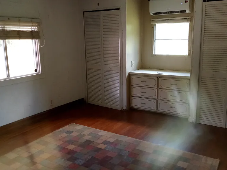 Bedroom #1