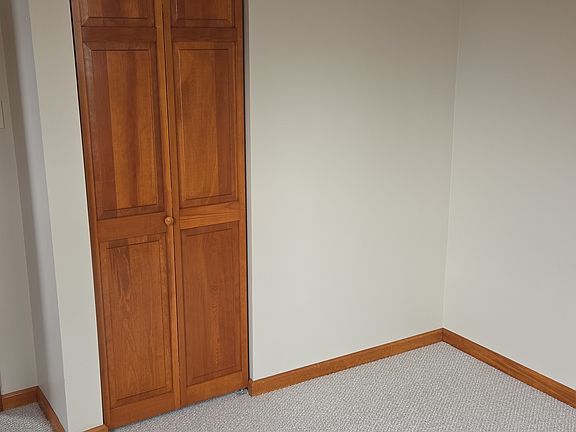 2nd image of 18 Pitman St #1