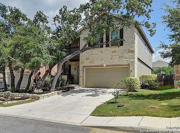 2nd image of 10455 Royal Est