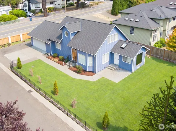 9320 220th Street SW, Edmonds, WA 98020