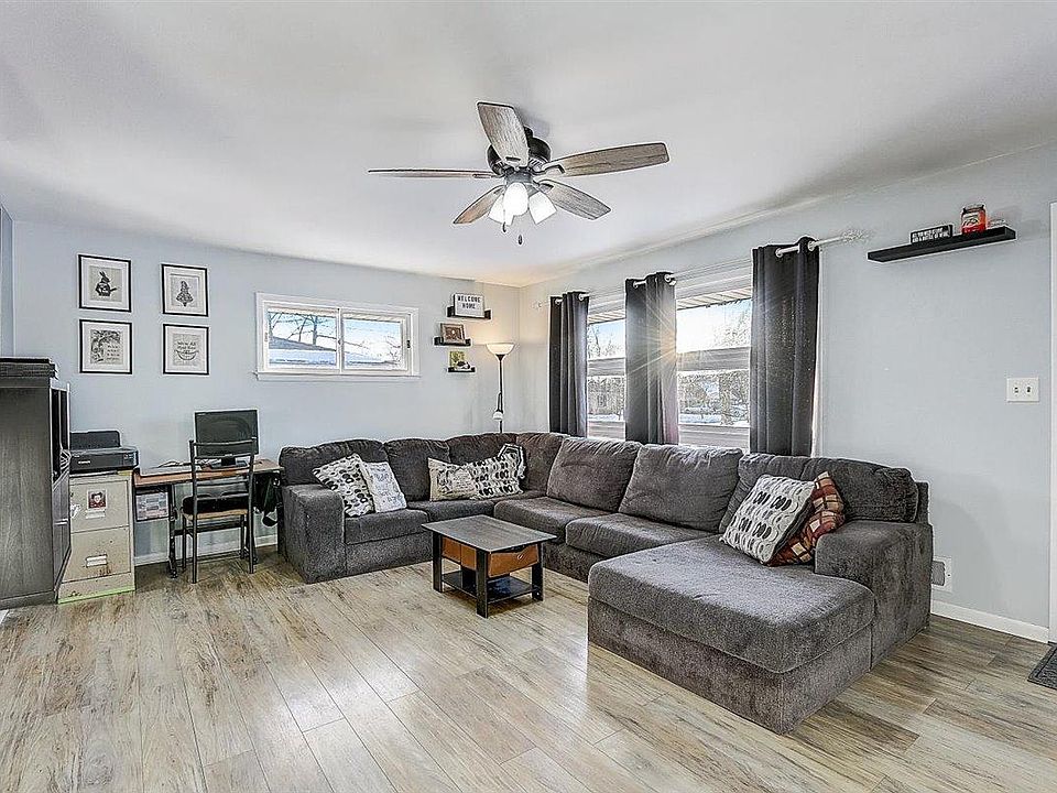 2nd image of 4372 S 46th St
