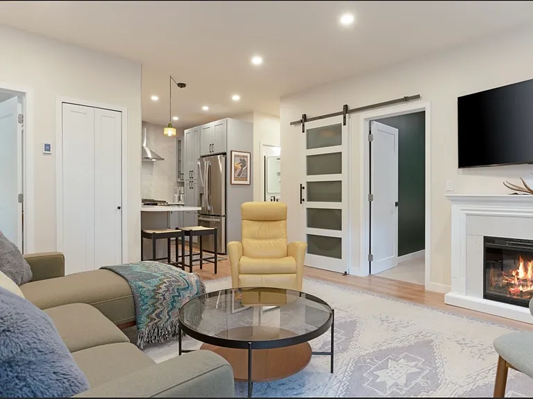 630 W Beaver Creek Blvd #A — Photo 15