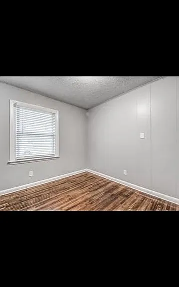 1740 Maxine St — Photo 11