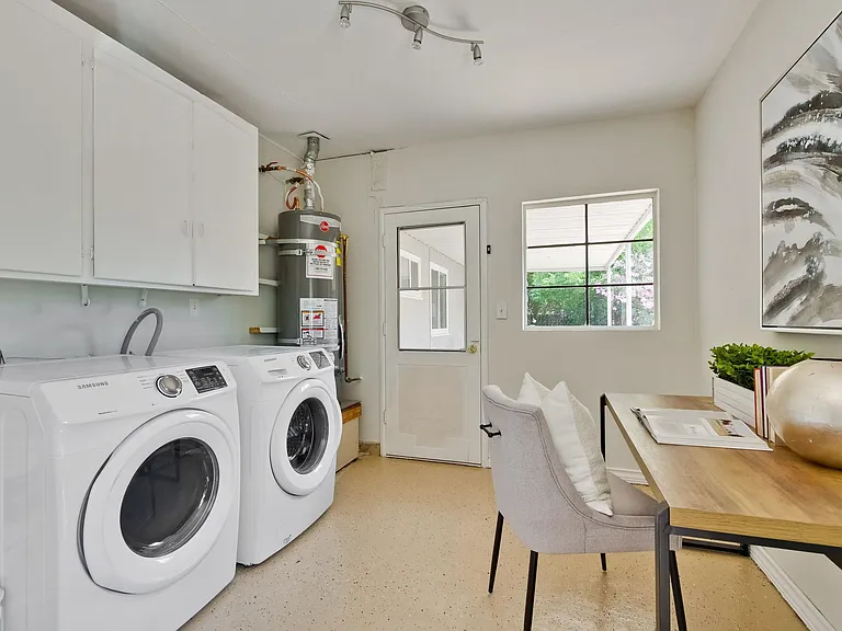 1808 Villa St — Photo 24