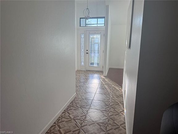 5th image of 717 Fleming AVE S