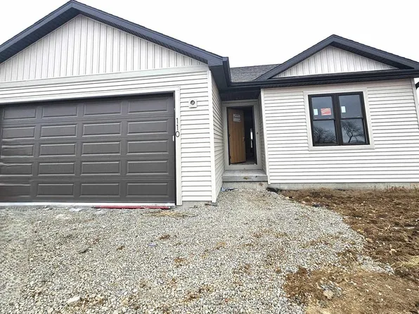 110 Cayuse Court, Fox Lake, WI 53933